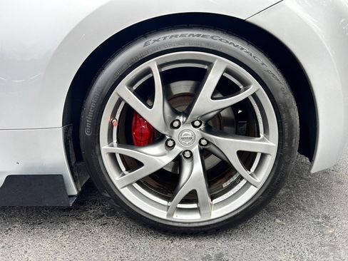 Used 2015 Nissan 370Z Coupe image 12