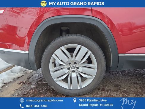 Used 2019 Volkswagen Atlas SEL Premium image 42