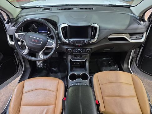 Used 2020 GMC Terrain SLT FWD image 10