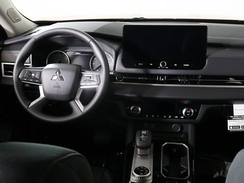 New 2026 Mitsubishi Outlander ES AWD/4WD image 44