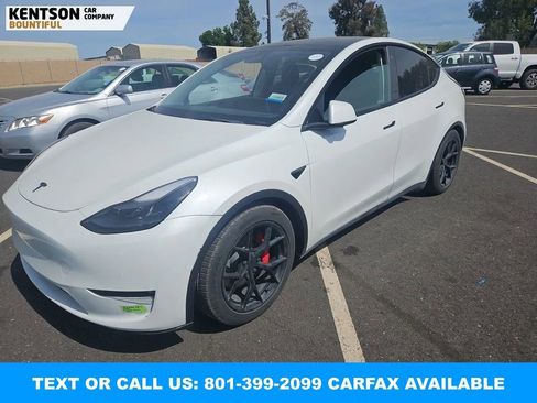 Used 2022 Tesla Model Y Performance image 1
