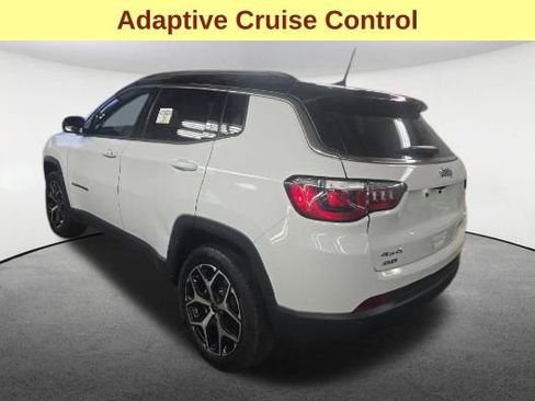 Used 2025 Jeep Compass Limited AWD/4WD image 8
