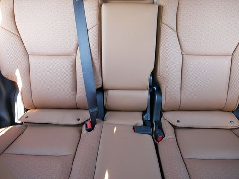 Certified 2025 Toyota 4Runner TRD Off-Road image 14