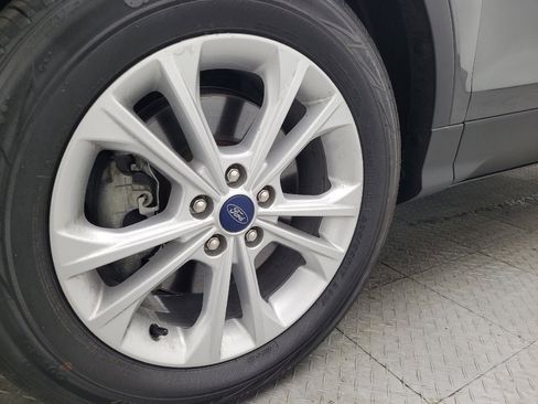 Used 2019 Ford Escape SE image 31