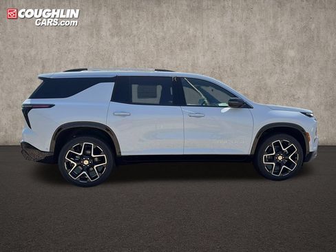New 2026 Chevrolet Traverse High Country w/ LPO, Floor Liner Package AWD/4WD image 11
