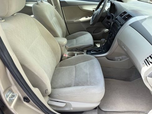 Used 2009 Toyota Corolla LE FWD image 14
