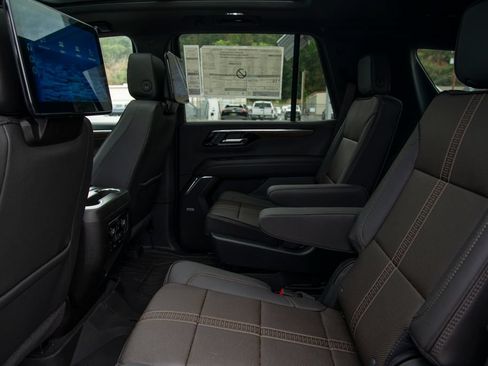 New 2026 Chevrolet Tahoe High Country AWD/4WD image 13