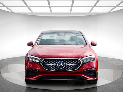 New 2026 Mercedes-Benz E 350 4MATIC Sedan image 6