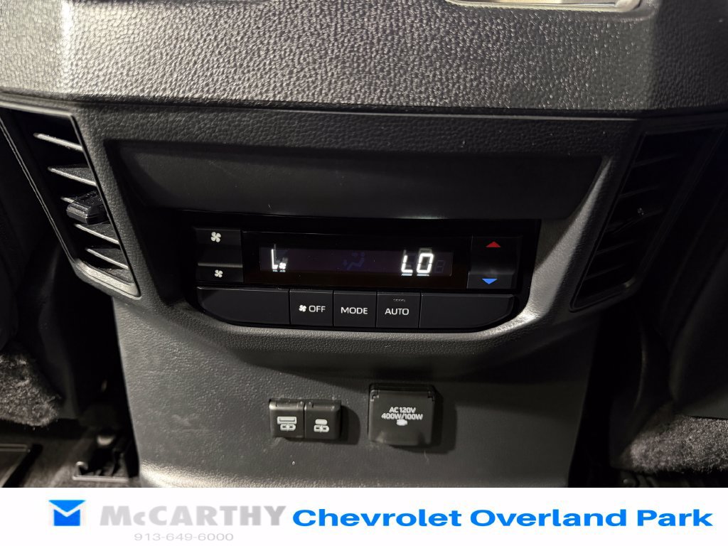 Used 2024 Toyota Sequoia SR5 w/ SR5 Premium Package AWD/4WD image 28