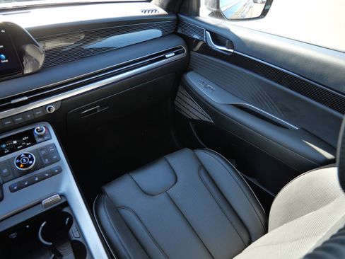 Certified 2024 Hyundai Palisade Calligraphy image 11