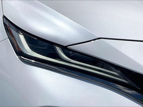 Certified 2023 Toyota Venza Nightshade AWD/4WD image 33