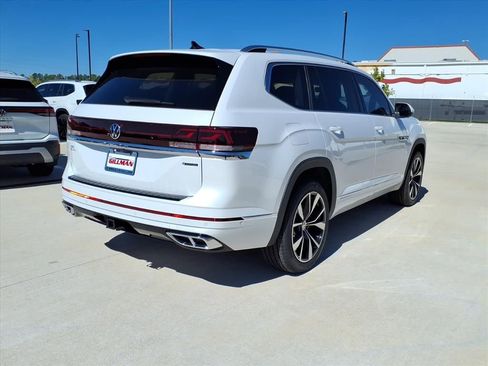 New 2026 Volkswagen Atlas SEL Premium R-Line AWD/4WD image 6