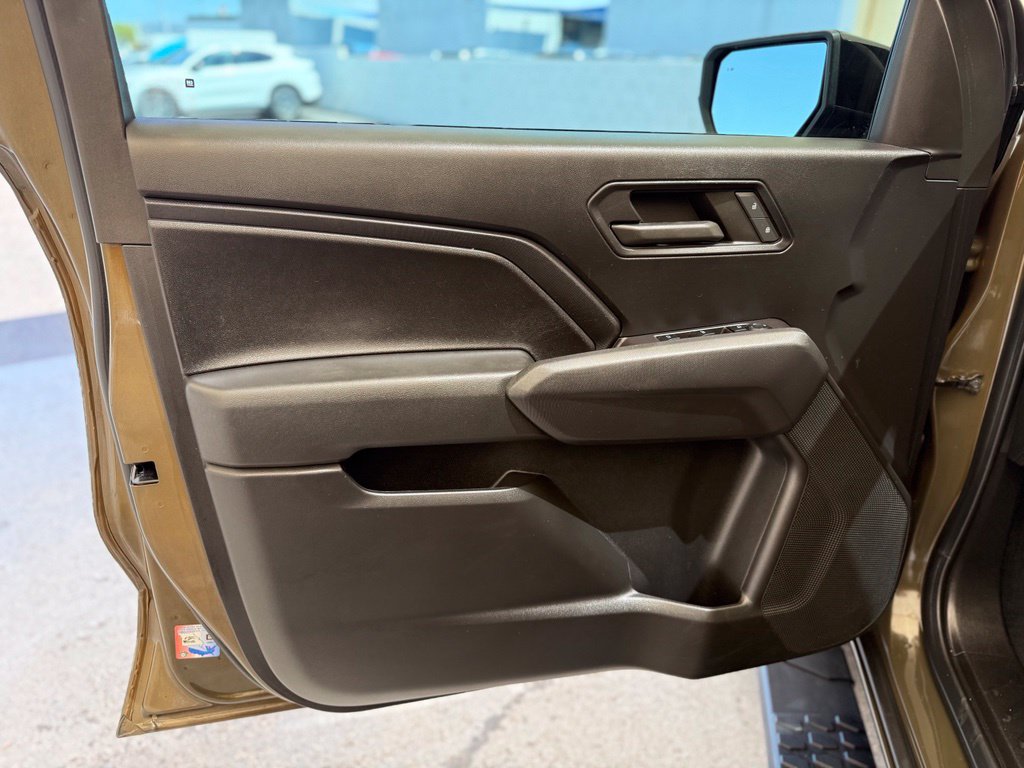 Used 2024 Chevrolet Colorado Trail Boss AWD/4WD image 26