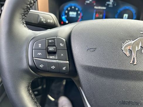 Used 2025 Ford Bronco Sport Outer Banks w/ Outer Banks Tech Package+ image 13