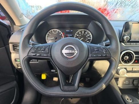 Used 2024 Nissan Sentra S FWD image 7