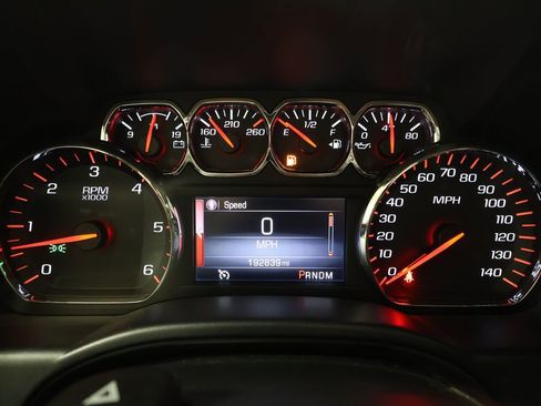 Used 2014 GMC Sierra 1500 SLE w/ Suspension Package, Off-Road image 8