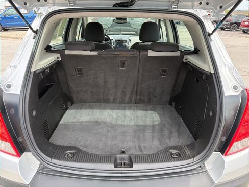 Used 2016 Chevrolet Trax LS FWD image 10