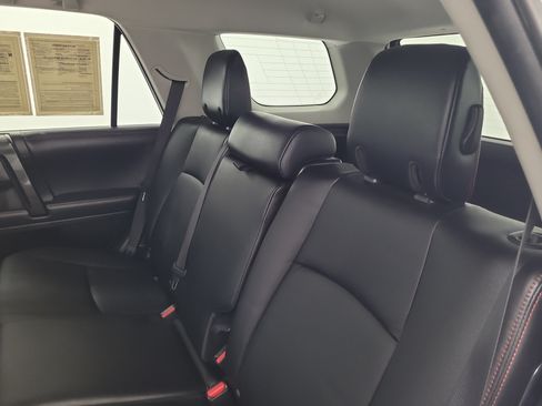 Used 2018 Toyota 4Runner TRD Pro AWD/4WD image 13