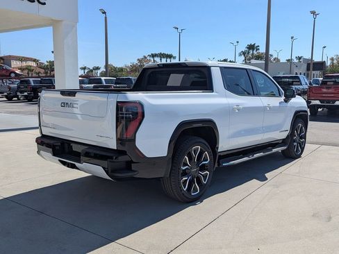New 2025 GMC Sierra EV Denali image 4