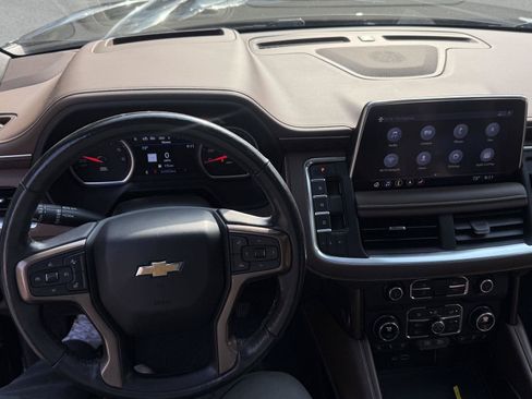 Used 2021 Chevrolet Tahoe High Country w/ Premium Package AWD/4WD image 13