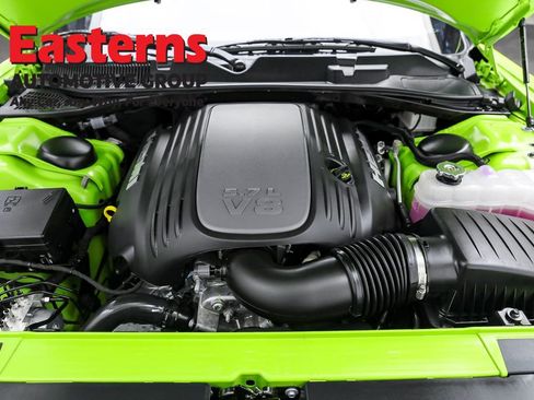 Used 2023 Dodge Challenger R/T w/ Plus Package image 7