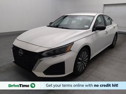 Used 2024 Nissan Altima 2.5 SV