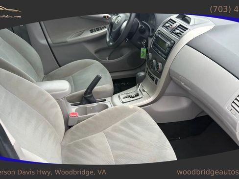 Used 2012 Toyota Corolla L image 26