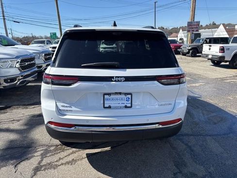 Certified 2024 Jeep Grand Cherokee Limited w/ Luxury Tech Group II image 6