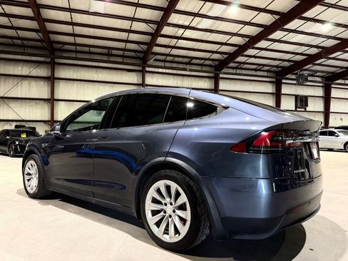 Used 2016 Tesla Model X Performance AWD/4WD image 7