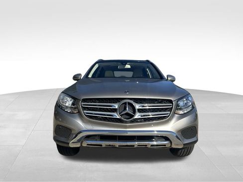 Used 2019 Mercedes-Benz GLC 300 4MATIC image 8