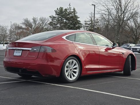 Used 2021 Tesla Model S Long Range Plus image 22