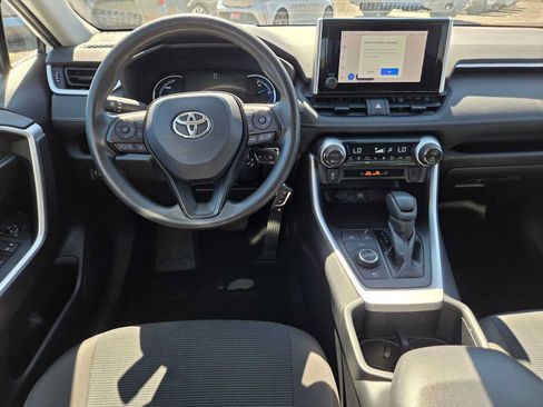 Certified 2025 Toyota RAV4 LE AWD/4WD image 22