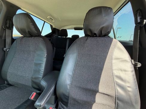 Used 2020 Nissan Kicks S FWD image 12