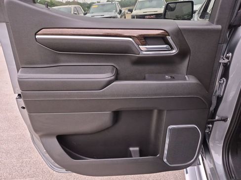 Used 2023 GMC Sierra 1500 Elevation RWD image 31