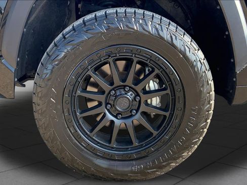 Used 2023 Toyota Tundra SR5 AWD/4WD image 11