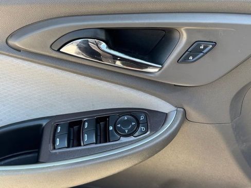 Used 2024 Chevrolet Malibu LS FWD image 7