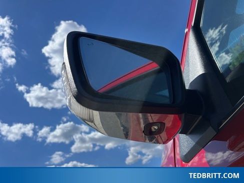 Certified 2021 Ford F150 Lariat w/ Equipment Group 502A High image 46