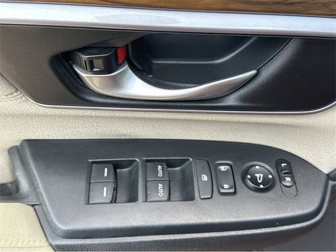 Used 2017 Honda CR-V EX image 28