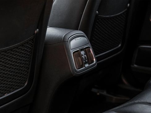 Used 2022 Maserati Levante Modena image 38