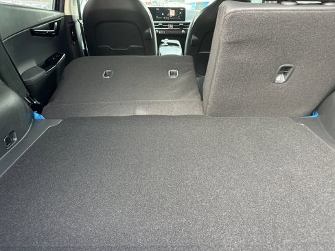 New 2025 Kia EV6 Light w/ Light LR Technology Package image 15