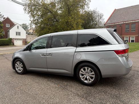 Used 2017 Honda Odyssey EX image 6