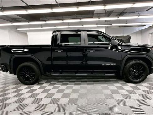 Used 2023 GMC Sierra 1500 Pro w/ Graphite Edition AWD/4WD image 15