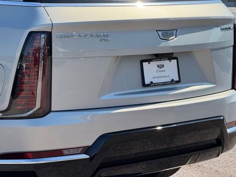 New 2025 Cadillac Escalade IQ Luxury 2 image 8