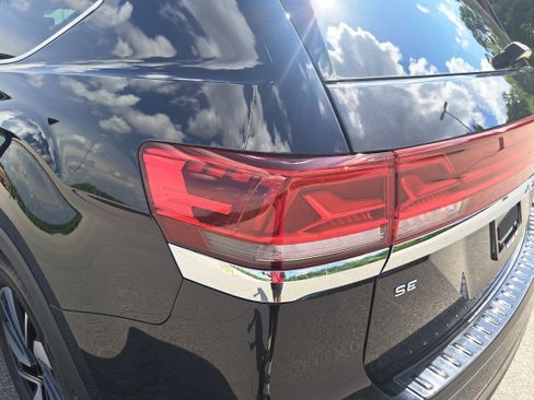 Used 2024 Volkswagen Atlas SE FWD image 35