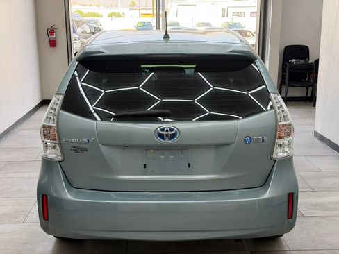 Used 2013 Toyota Prius V Two FWD image 8