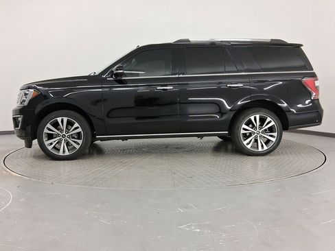 Used 2021 Ford Expedition Limited image 2
