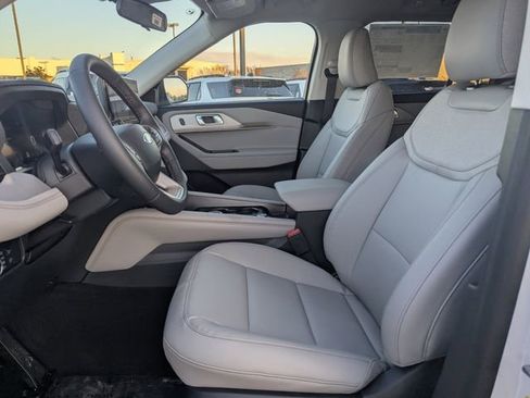 New 2026 Ford Explorer Active image 11