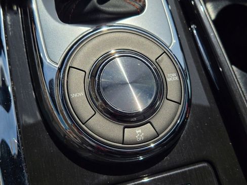 Used 2020 Nissan Armada Platinum w/ Platinum Reserve Package image 33