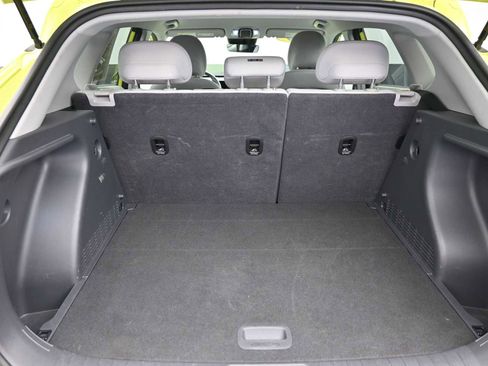 Used 2024 Hyundai Kona SEL w/ Convenience Package image 18