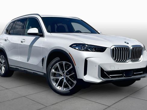 New 2026 BMW X5 xDrive50e AWD/4WD image 2